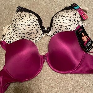 Lot of Two Maidenform Bras - Size 36D